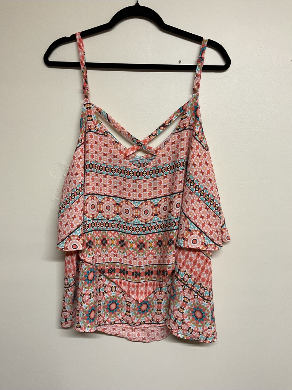 torrid Pink Geo Floral Ruffle Cami - Picture 3 of 4